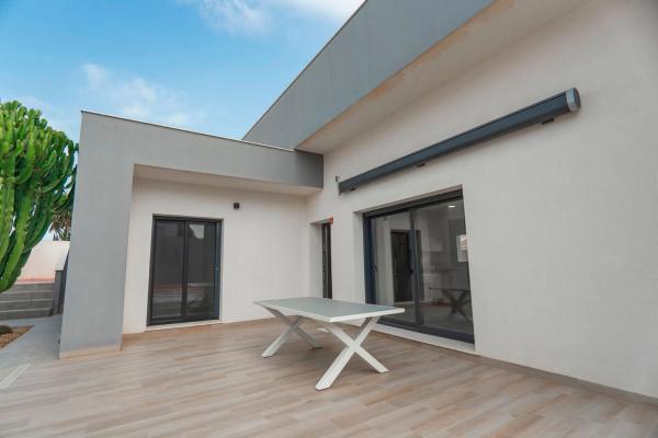 Chalet en calle Africa, 757