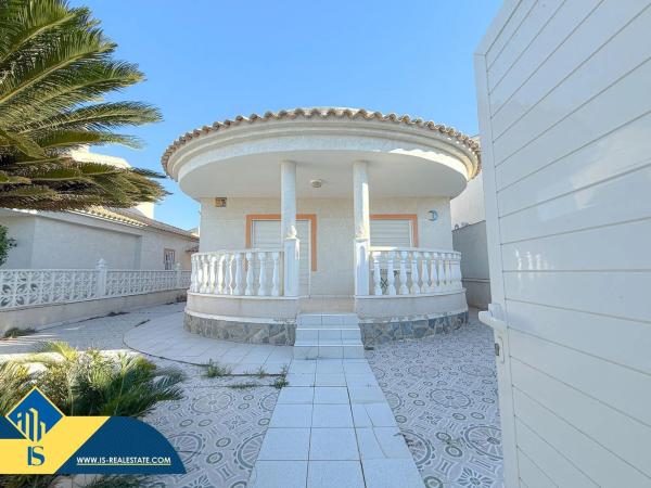 Chalet en calle Pontevedra, 17