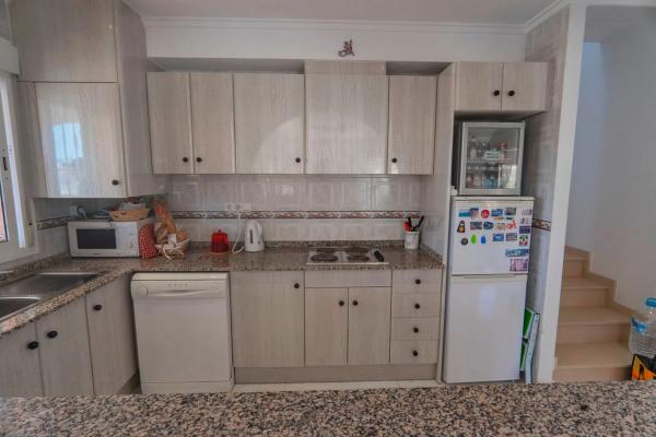 Chalet en calle Oceanía, 1