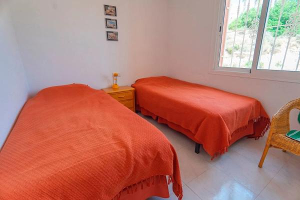 Chalet en calle Oceanía, 1