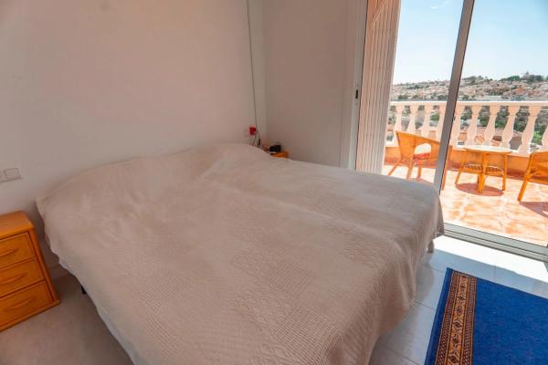 Chalet en calle Oceanía, 1