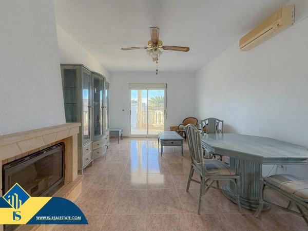 Chalet en calle Pontevedra, 17