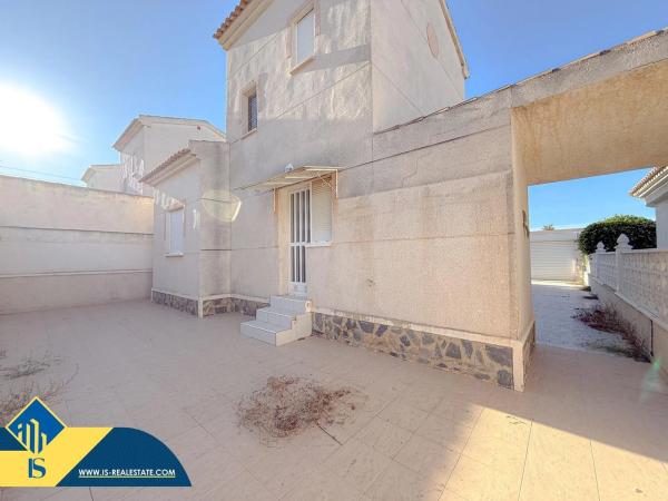 Chalet en calle Pontevedra, 17