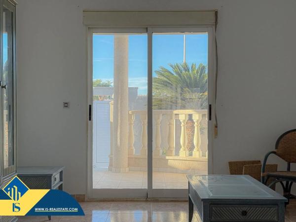 Chalet en calle Pontevedra, 17