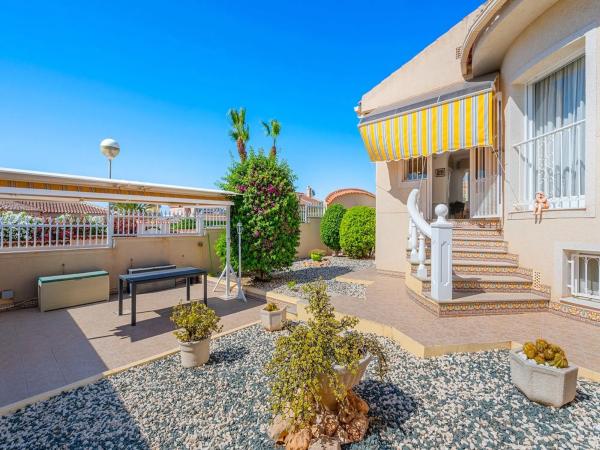 Chalet en calle Agata, 1