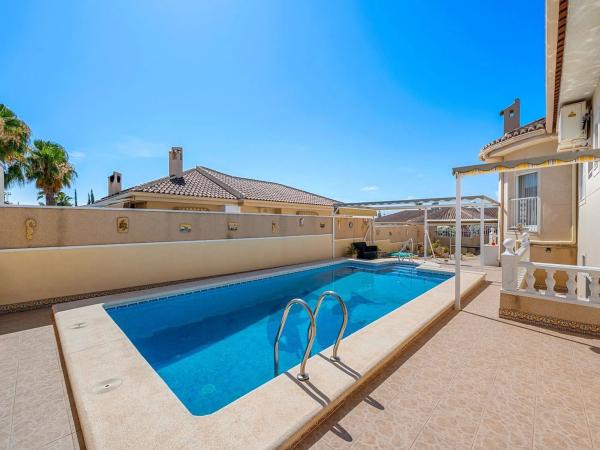 Chalet en calle Agata, 1