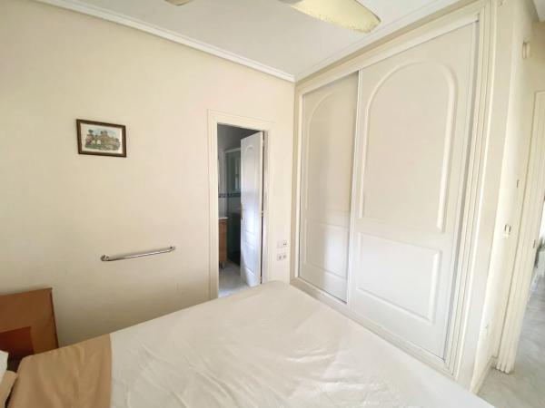 Chalet en calle Baja, 14