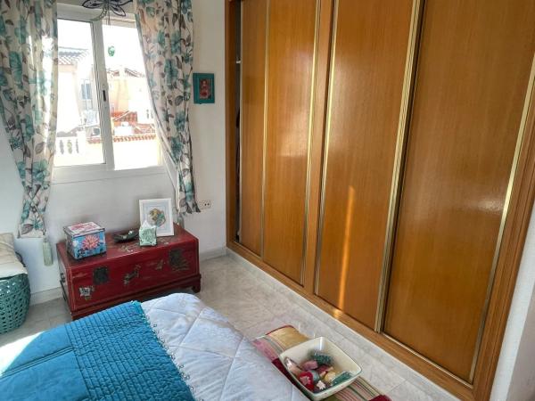 Chalet pareado en calle Sierra de Gredos, 63