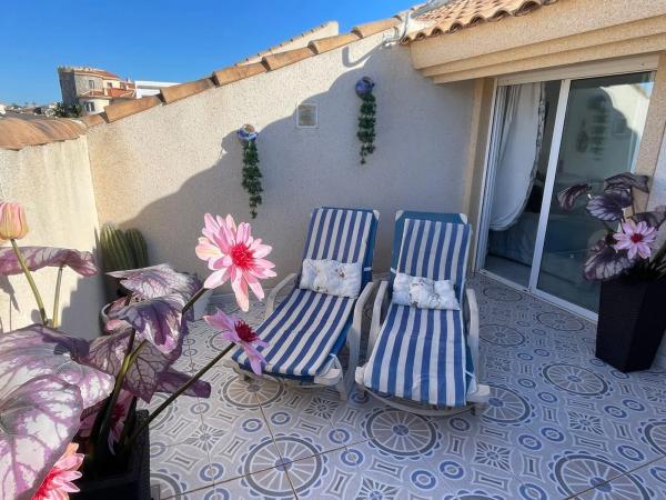 Chalet pareado en calle Sierra de Gredos, 63