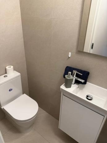 Casa independiente en calle Número Tres, 48