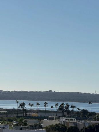 Casa independiente en calle Número Tres, 48