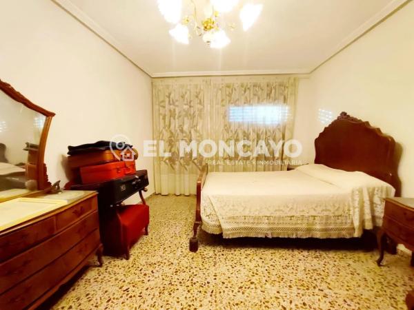 Casa independiente en calle Cecilio Aráez