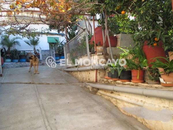 Casa independiente en calle Cecilio Aráez