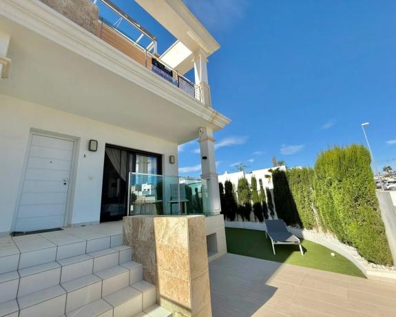 Casa independiente en Pueblo Bravo s/n