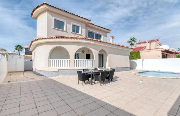 Casa independiente en avenida de Jaén