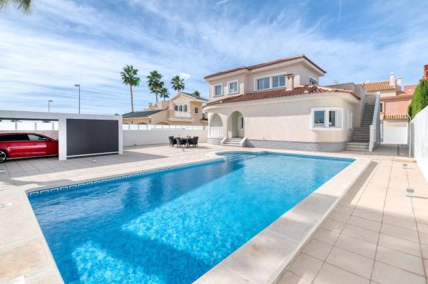 Casa independiente en avenida de Jaén