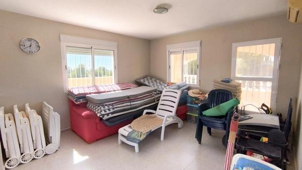 Casa independiente en calle Cervantes s/n