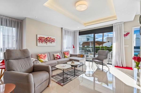 Chalet adosado en calle Valladolid, 4