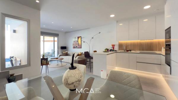 Casa independiente en calle Miguel Hernández