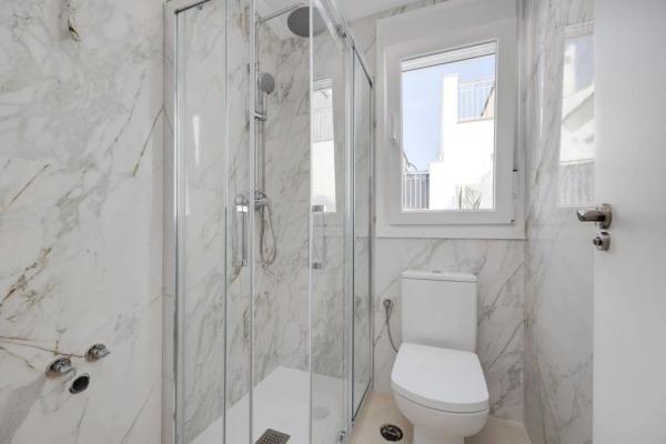 Casa independiente en calle Winston Churchill