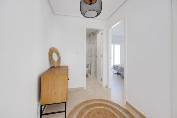 Casa independiente en calle Winston Churchill