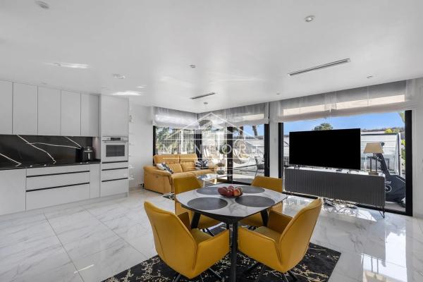 Chalet en San Miguel de Salinas