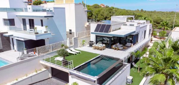 Chalet en San Miguel de Salinas