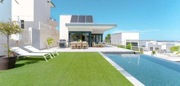 Chalet en San Miguel de Salinas