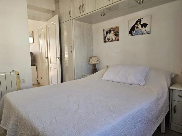 Chalet adosado en calle Filipinas, 20