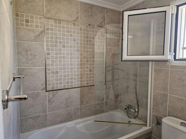 Chalet adosado en calle Filipinas, 20