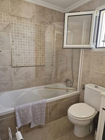 Chalet adosado en calle Filipinas, 20