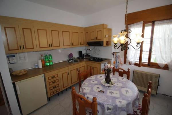 Chalet pareado en calle Humilladero