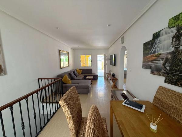 Piso en calle Torremolinos, 9