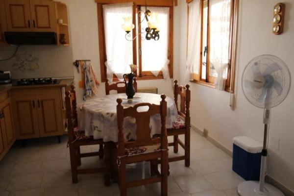 Chalet pareado en calle Humilladero