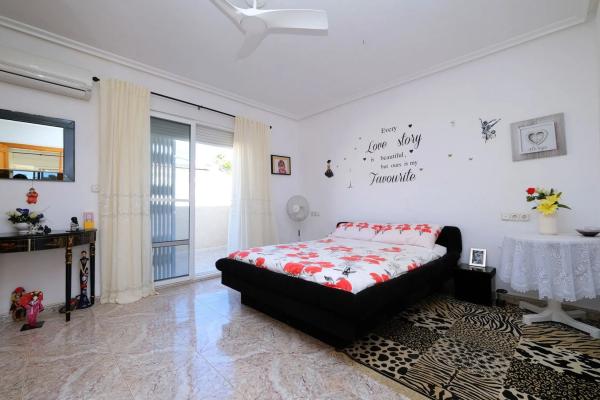 Chalet en San Miguel de Salinas