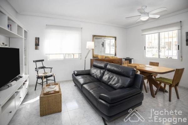 Casa independiente en calle Astorga