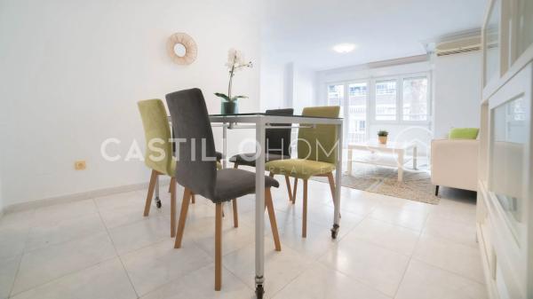 Piso en calle Fotógrafos Darblade, 18