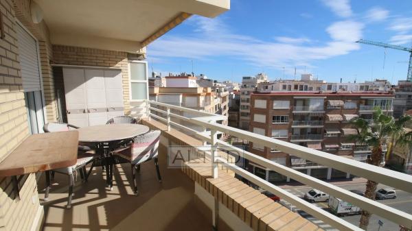 Piso en calle Salero, 1