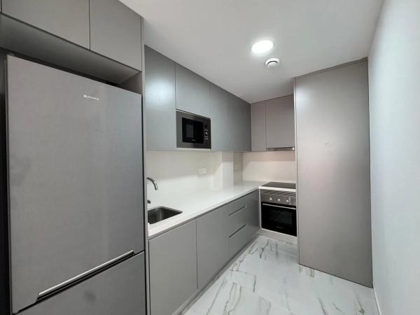 Piso en calle de Orihuela, 64