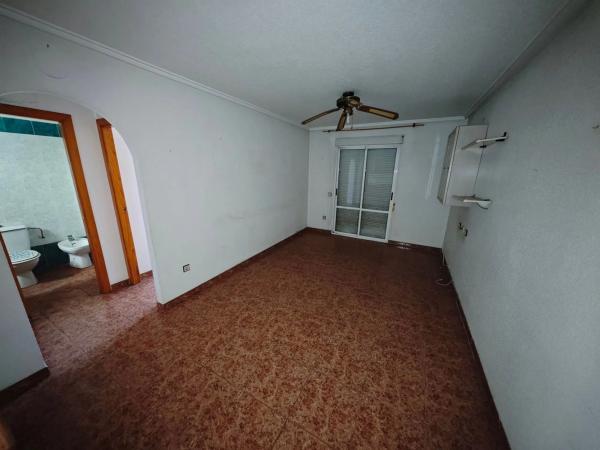 Piso en CL Villa Madrid, 41