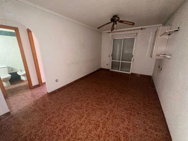 Piso en CL Villa Madrid, 41