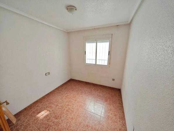 Piso en CL Villa Madrid, 41