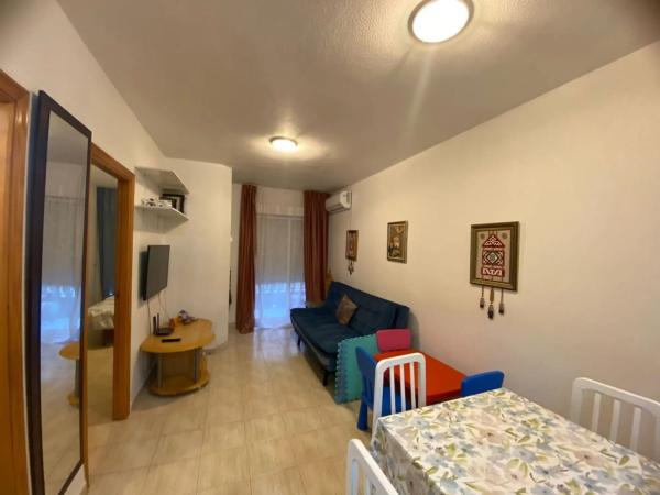 Piso en calle Rafal, 25