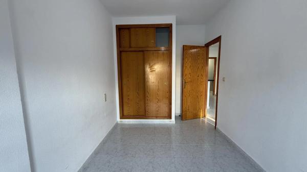 Piso en calle Jacarilla
