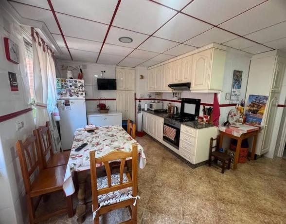 Piso en calle Urbano Arregui