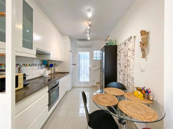 Chalet adosado en paseo Central