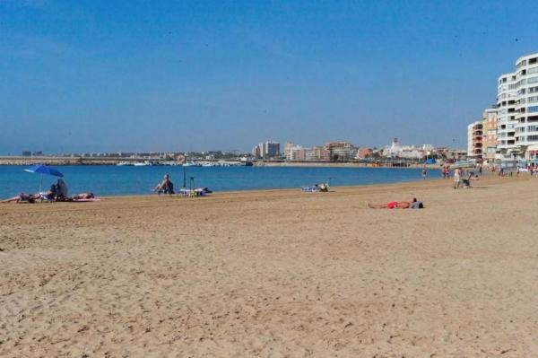 Piso en calle San Miguel de Salinas, 15