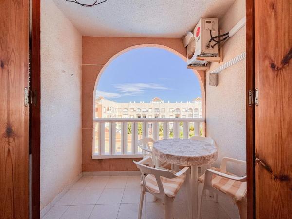 Piso en calle Urbano Arregui, 12 -16