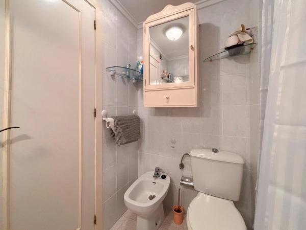 Piso en calle Urbano Arregui, 12 -16