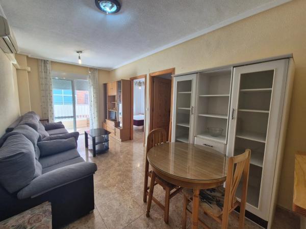 Piso en calle Beniel